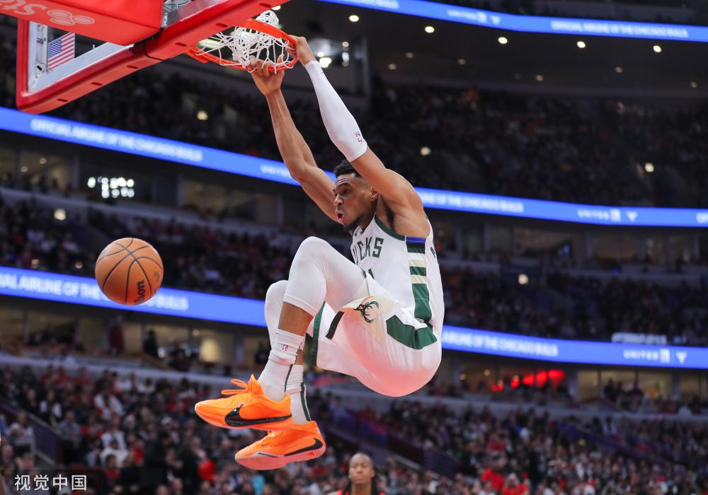 他在場上的 他在場上的